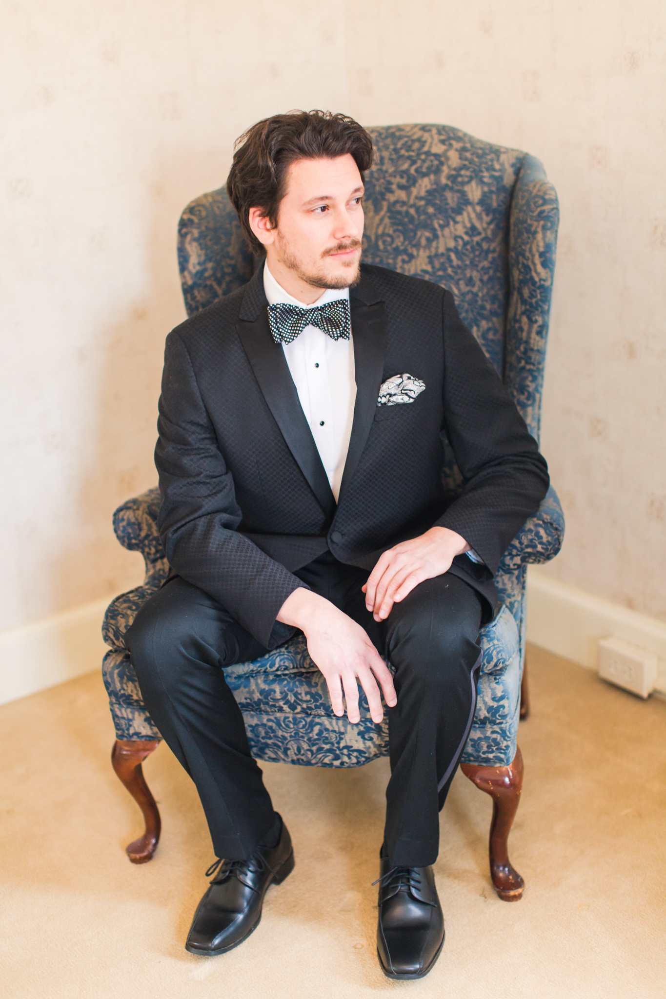 Navy blue suit for the Grooms outfit with bow tie and detail pocket square - Pearl Weddings &amp; Events 