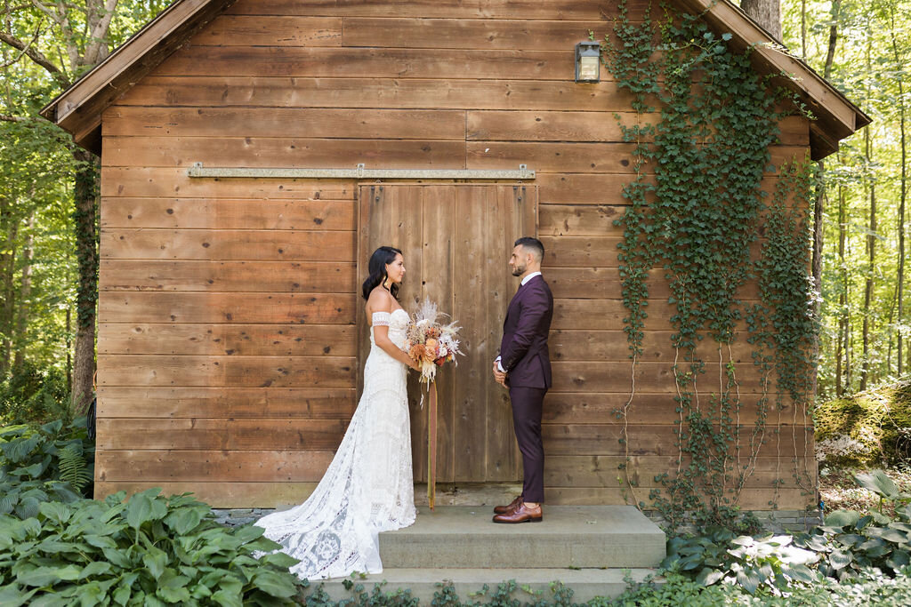 Boho modern bride barn photos - Pearl Weddings &amp; Events