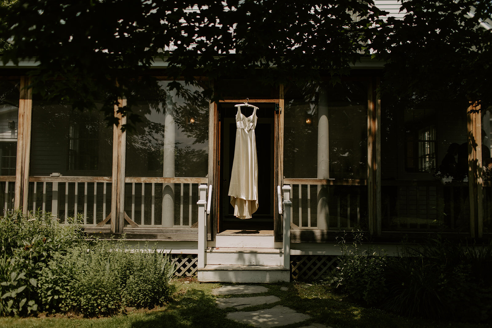 Ivory silk wedding dress in Vermont - Pearl Weddings &amp; Events